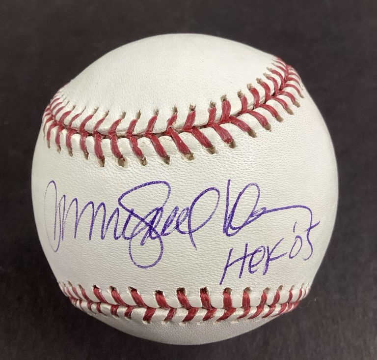 Ryne Sandberg Signed Baseball Rawlings OMLB HOF 05 Inscription Autograph JSA #3