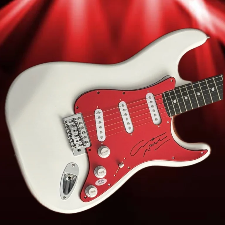 PSA Crosby, Stills & Nash GRAHAM Nash Signed Electric Guitar COA