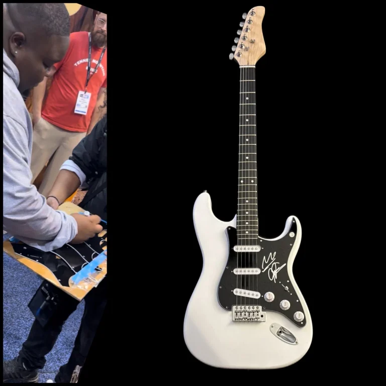 GFA Blues Star CHRISTONE KINGFISH INGRAM Signed Electric Guitar PROOF COA