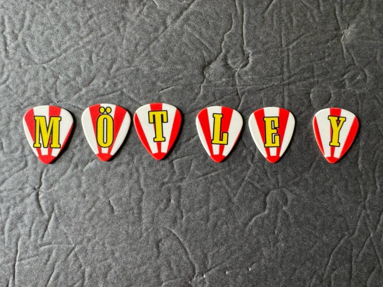 MOTLEY CRUE 2026 Carnival Of Sins Tour Nikki Sixx Guitar Picks Complete Set