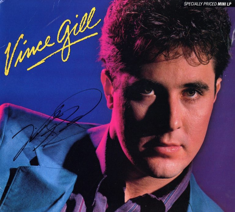 Vince Gill Signed Turn Me Loose Vinyl LP Record Autographed ACOA VERY RARE HTF