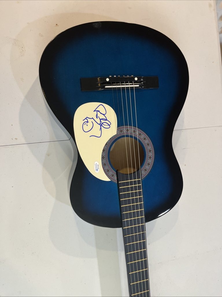 POP ROCK MUSICIAN RYAN CABRERA SIGNED AUTOGRAPHED 38 Inch GUITAR ACOA CERTIFIED
