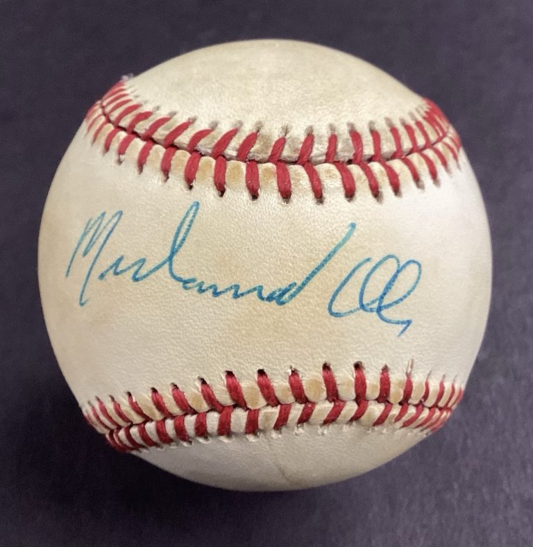 Muhammad Ali Signed Baseball ABG Boxing Autograph The Greatest Cassius HOF JSA
