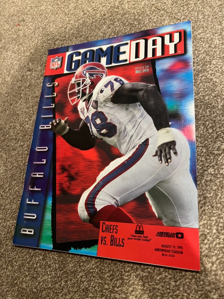 FOOTBALL PROGRAM KANSAS CITY CHIEFS BUFFALO BILLS 8/19 1995 BRUCE SMITH