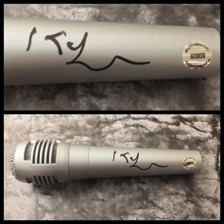 GFA A Good Night in the Ghetto * KAMAIYAH * Autografo Microfono AD1 COA