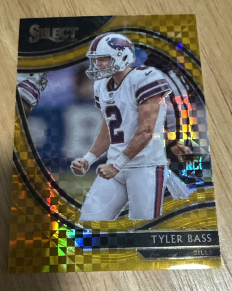 2020 Panini NFL Select Football Tyler Bass Gold Field Level 9/10 Rookie