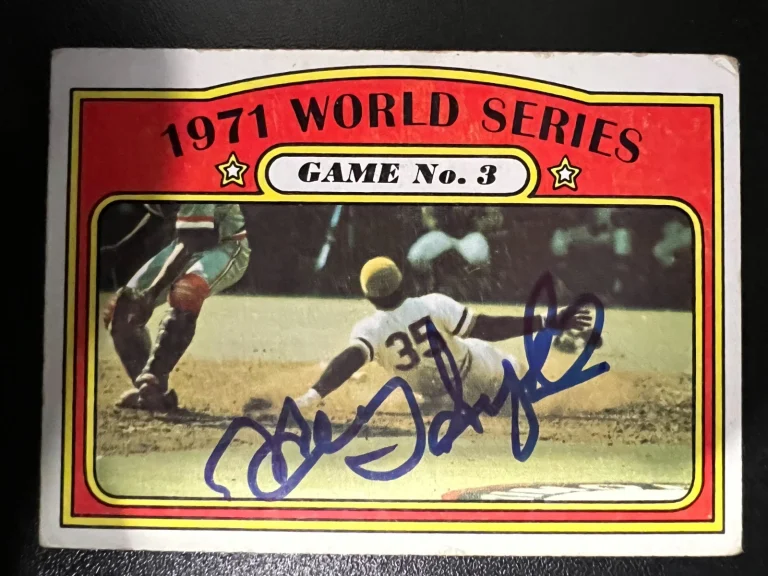 MANNY SANGUILLEN PITTSBURGH PIRATES SIGNED 1972 TOPPS CARD #225