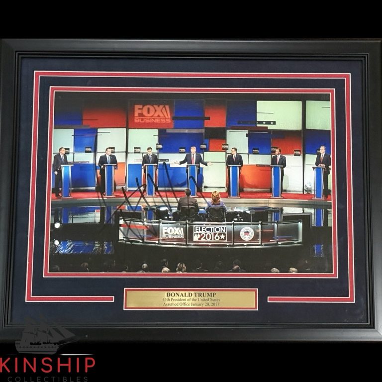 Donald Trump signed Framed Photo JSA LOA Republican Debate Image B2461