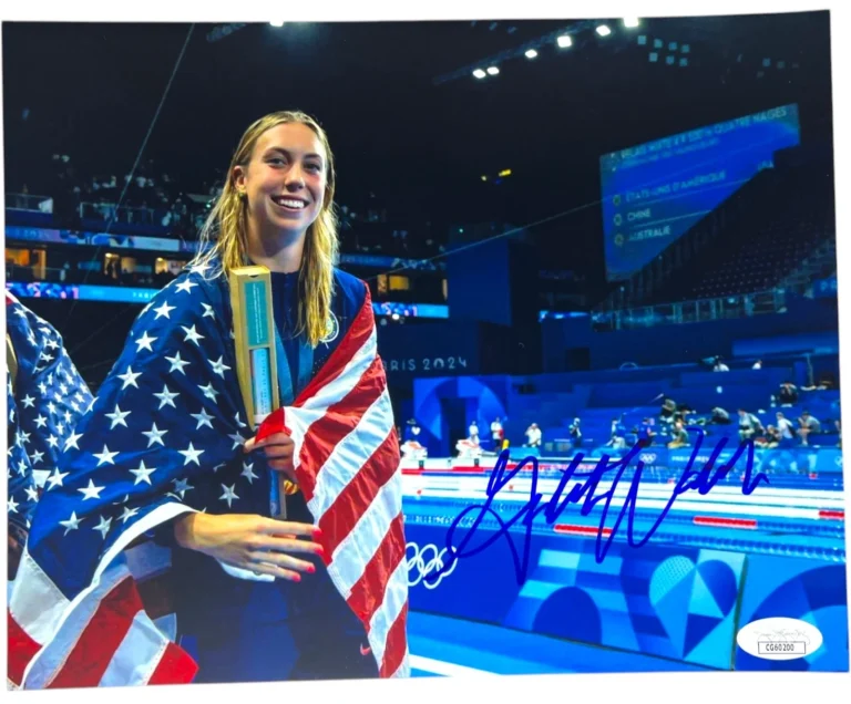 GRETCHEN WALSH SIGNED 8X10 PHOTO 2024 OLYMPICS GOLD SWIMMING USA PARIS 2 JSA COA