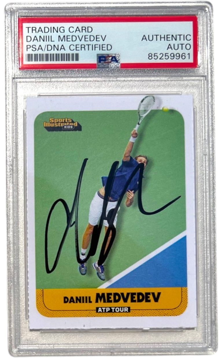 Daniil Medvedev Signed 2021 Sports Illustrated For Kids Card 990 Psa /Dna AUTO