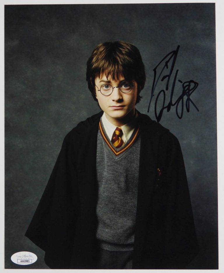 Daniel Radcliffe JSA Signed Autograph 8 x 10 Photo Harry Potter