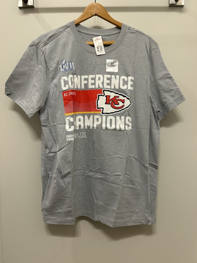 NIKE Trophy Collection KC Chiefs Super Bowl LVII Champions T-Shirt Size XL