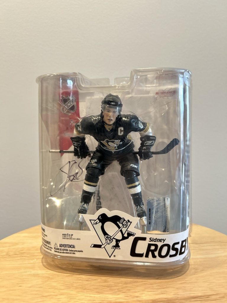 Sidney Crosby Signed Auto Pittsburgh Peguins McFarlane Figure JSA