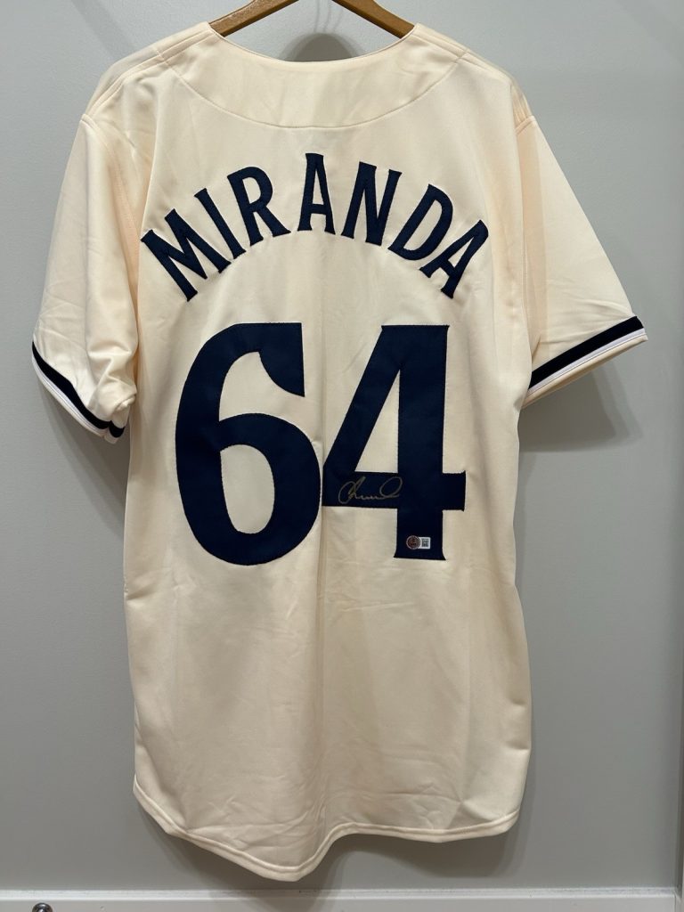 Minnesota Twins Jose Miranda signed/autographed custom jersey Beckett COA
