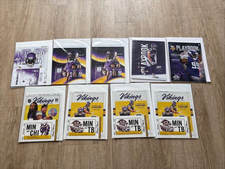 Minnesota Vikings Playbook Game Programs Lot of 8 Jefferson, Smith, Henderson