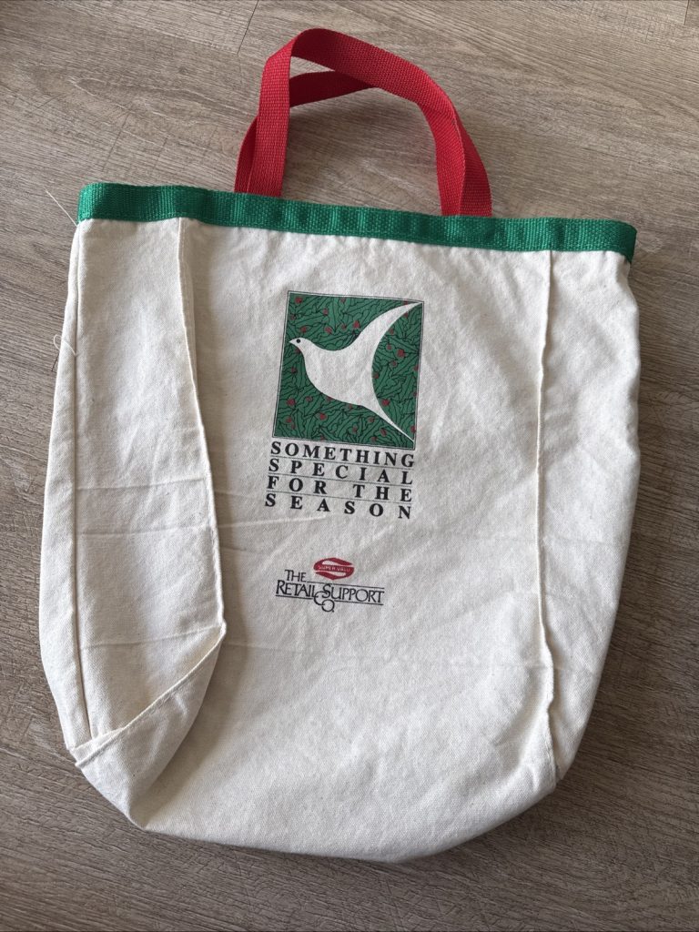 Vintage Style Christmas Tote – SuperValu & Retail Support Canvas Bag Red Green