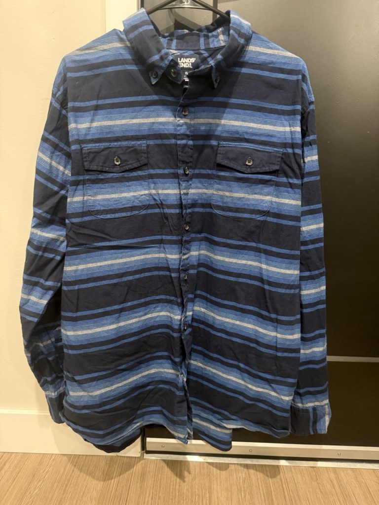 Lands’ End Men’s XL Tailored Fit Blue Striped Button Up Long Sleeve Shirt
