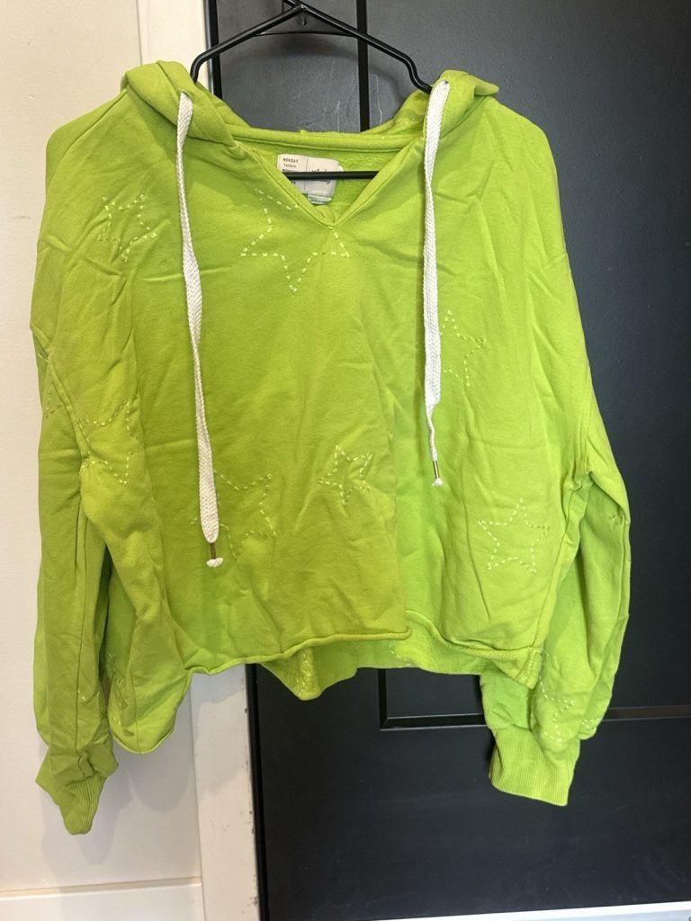 Saturday Sunday Hoodie Women’s Medium Lime Green Embroidered Star Pullover