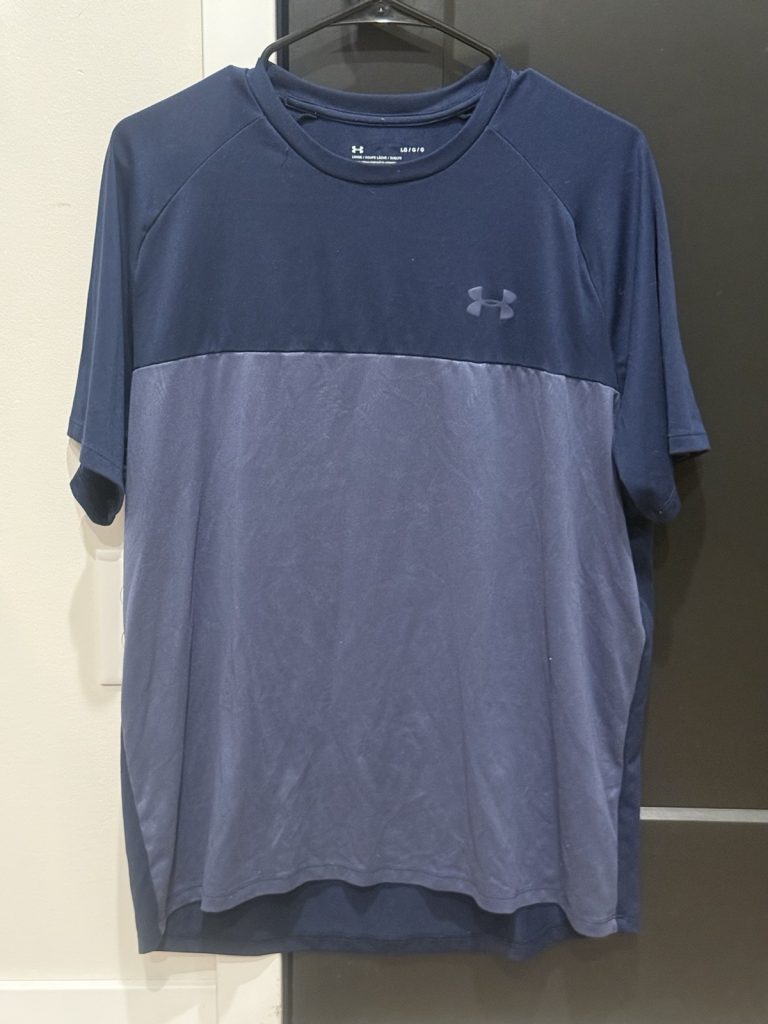 Under Armour HeatGear Shirt Large Blue Two-Tone Loose Fit Athletic Tee