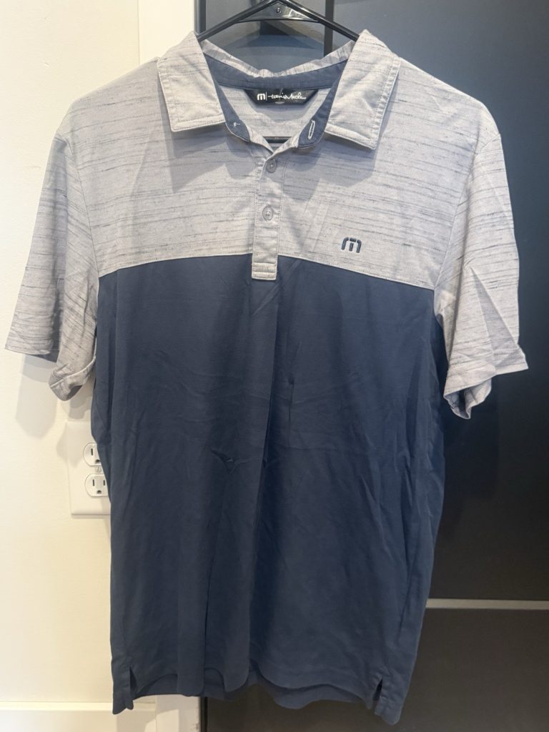TravisMathew Polo Shirt Men’s Medium Gray Blue Colorblock Golf Performance