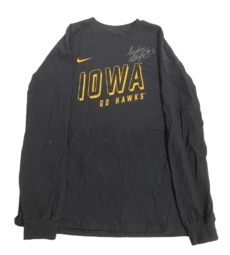Sydney Affolter Signed Iowa Hawkeyes Basketball Team Issued Long Sleeve M