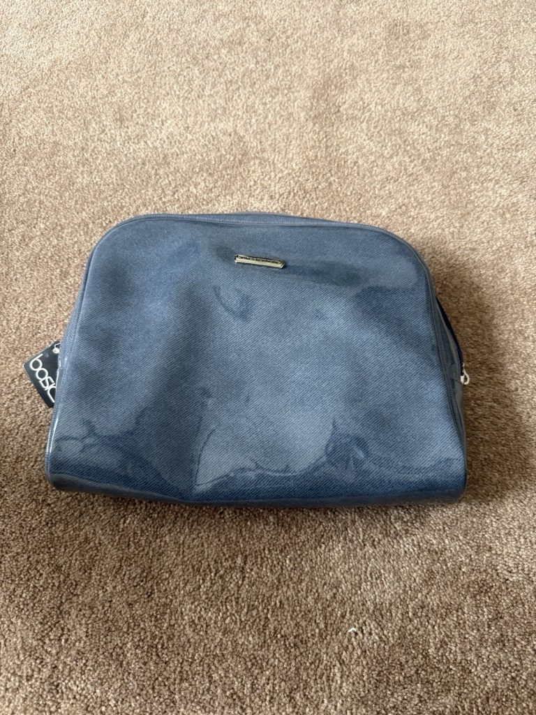 Jones New York Blue Denim Look Cosmetic Makeup Zip Bag Clutch New With Tags