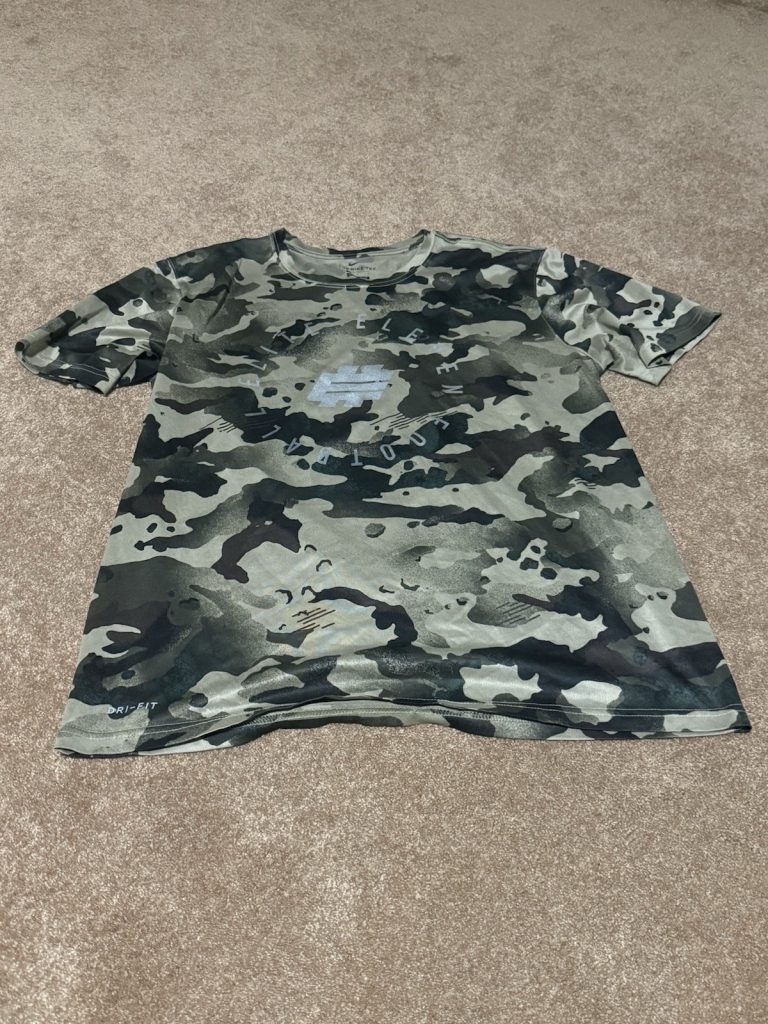 Nike The Nike Tee Dri-FIT Camo Graphic T-Shirt Men’s Large Green Black