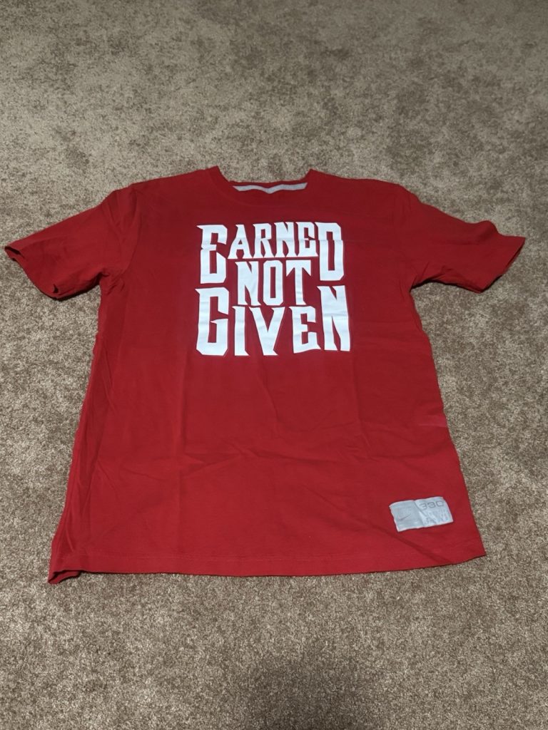 Nike “Earned Not Given” LeBron James T-Shirt Men’s Large Red 330 VIRESCIT