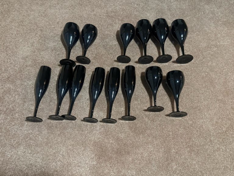 Vintage set Of 4 Tall Black Glass Champagne Flutes 10 5/8
