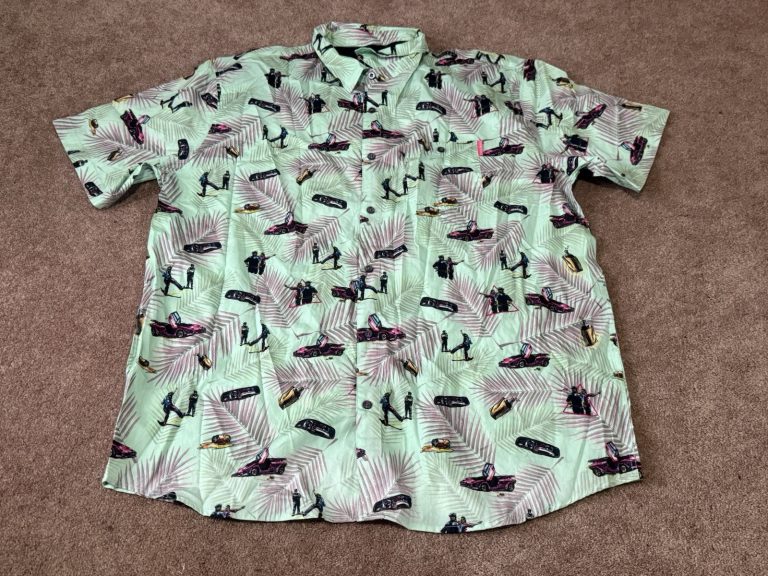 Parody Time Shirt Mens 3XL Green Graphic Cars Print Button Up Short Sleeve