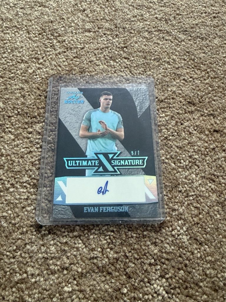 2022 Leaf Ultimate Soccer Evan Ferguson Ultimate Signature Blue Auto 5/7