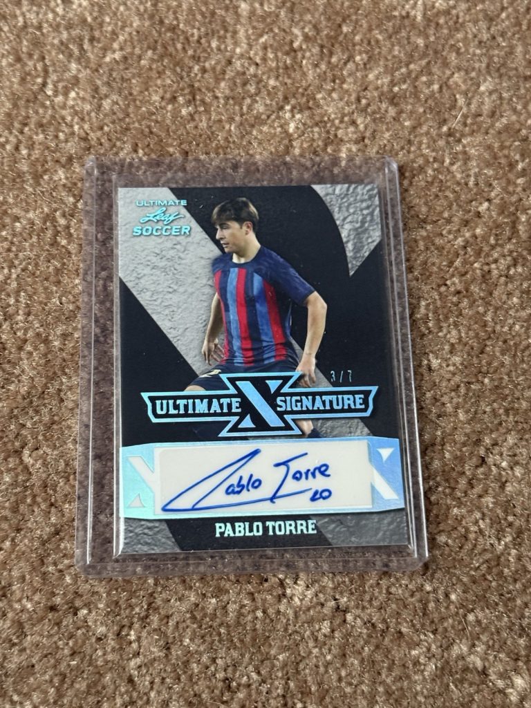 2022 Leaf Ultimate Soccer Pablo Torre Auto Ice Blue 3/7 Barcelona