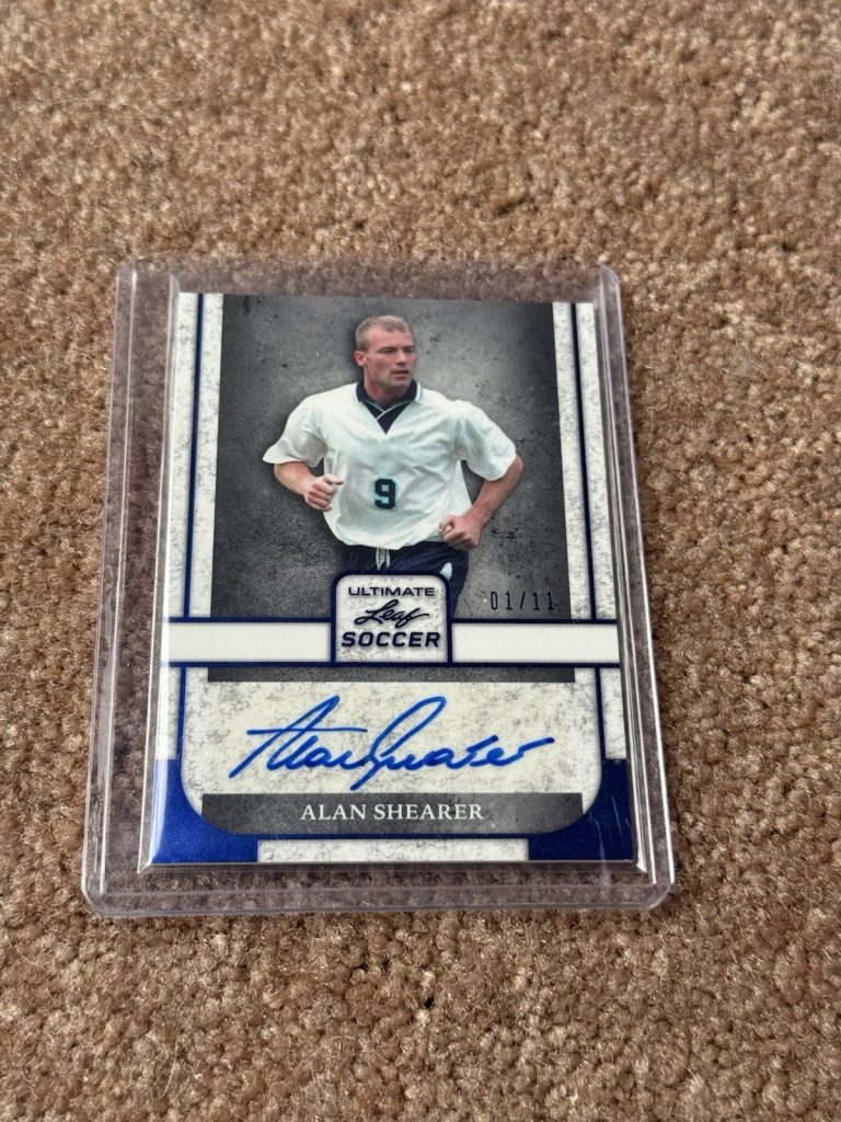 Alan Shearer 2022 Leaf Ultimate Soccer Auto 1/11