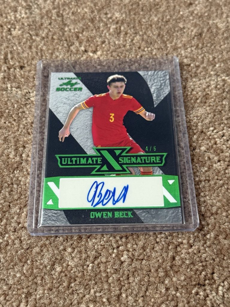 Owen Beck 2022 Leaf Ultimate Soccer Ultimate X Signature Green Auto 4/6 RC