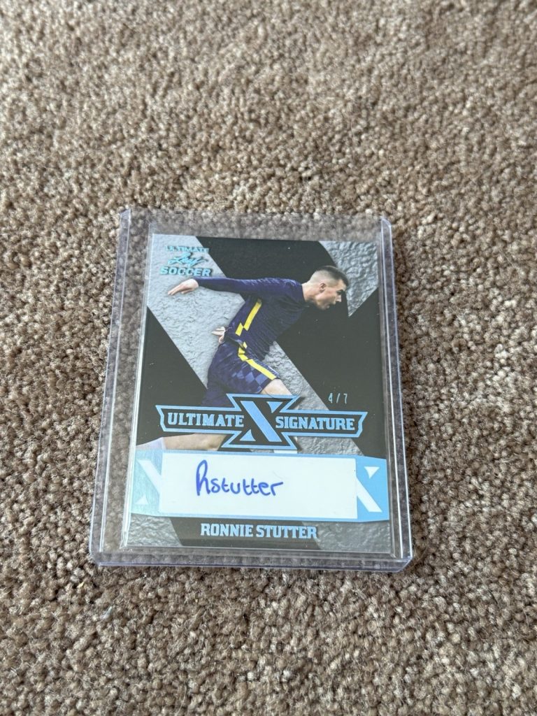 Ronnie Stutter 2022 Leaf Ultimate Soccer Ultimate Signature Auto 4/7 #S-RS1
