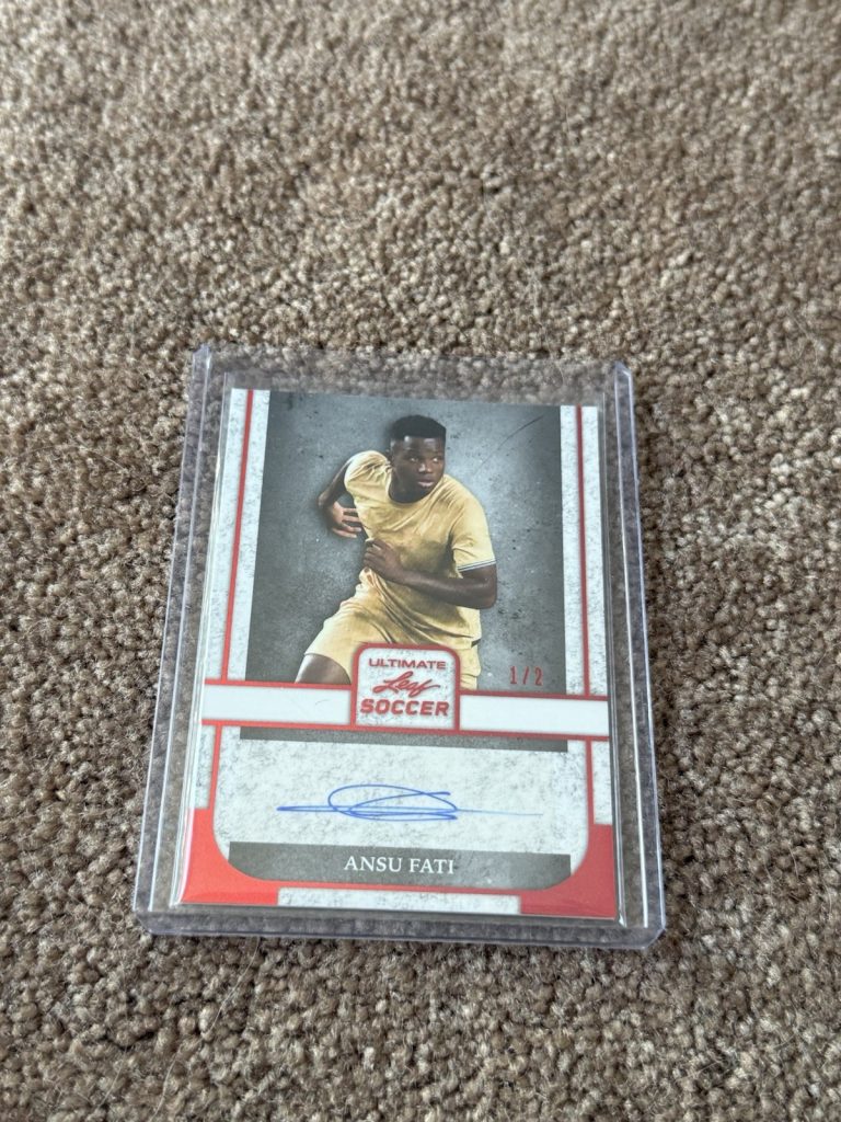 Ansu Fati 2022 Leaf Ultimate Soccer Base Auto 1/2 Red #BA-AF1