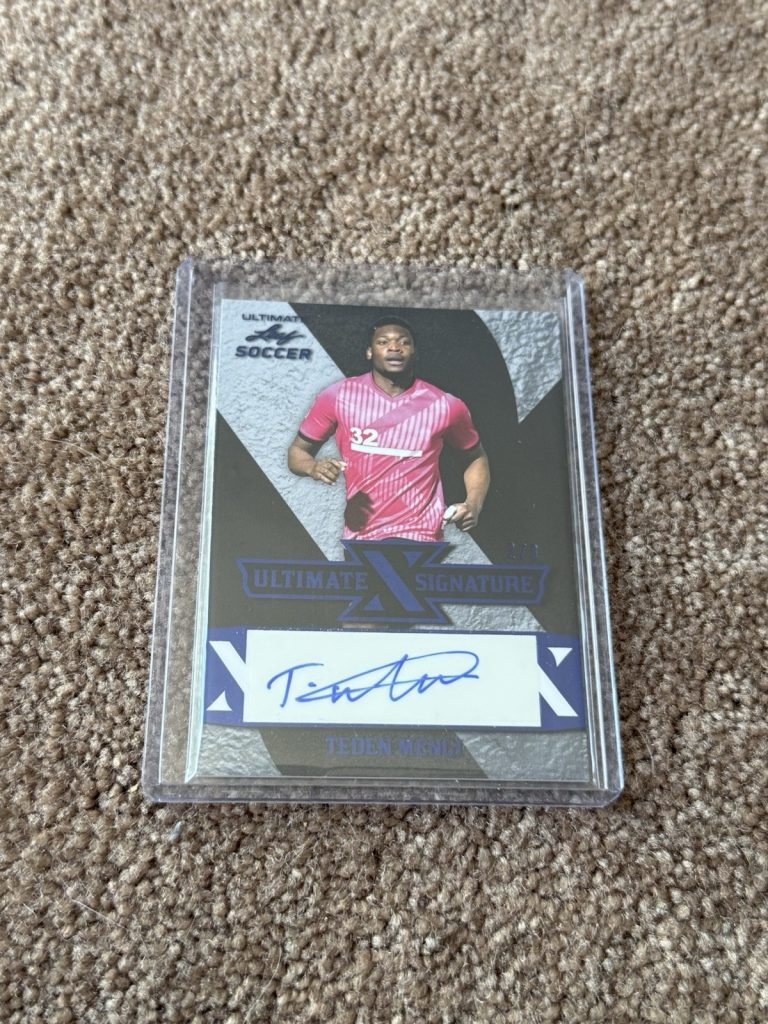 Teden Mengi 2022 Leaf Ultimate Soccer Ultimate Signature Auto #S-TM1