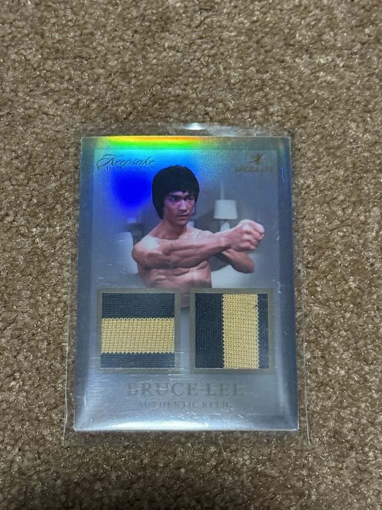 2024 Keepsake Bruce Lee 50th Anniversary #237 Dual Relic Authentic Relic Holo