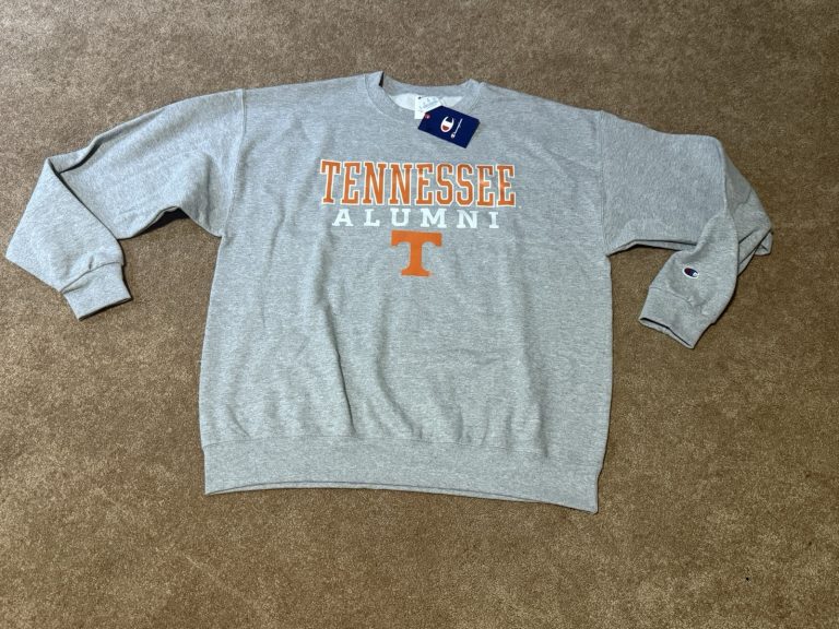 Tennessee Volunteers Alumni Champion Mens L Gray Crewneck Sweatshirt NWT Vols