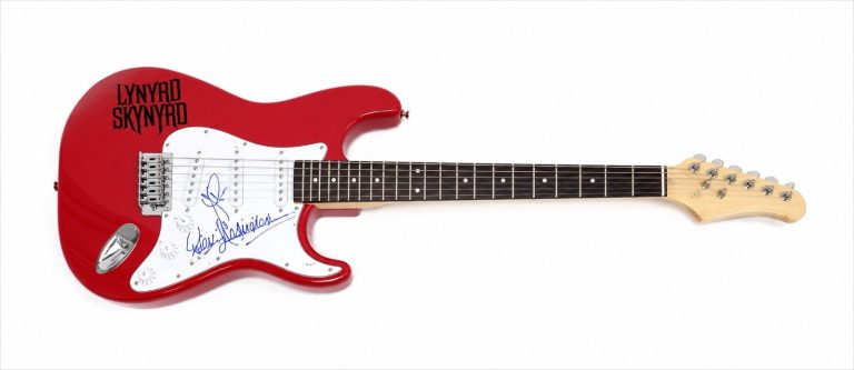 Lynyrd Skynyrd Johnny Van Zant Rickey Medlocke Signed Electric Guitar COA Auto
