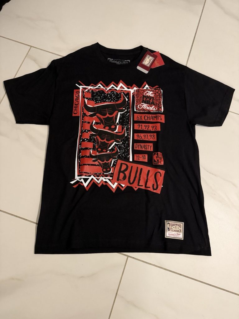 Mitchell & Ness Chicago Bulls 1991 NBA Finals 6X Champs T-Shirt Black NWT L