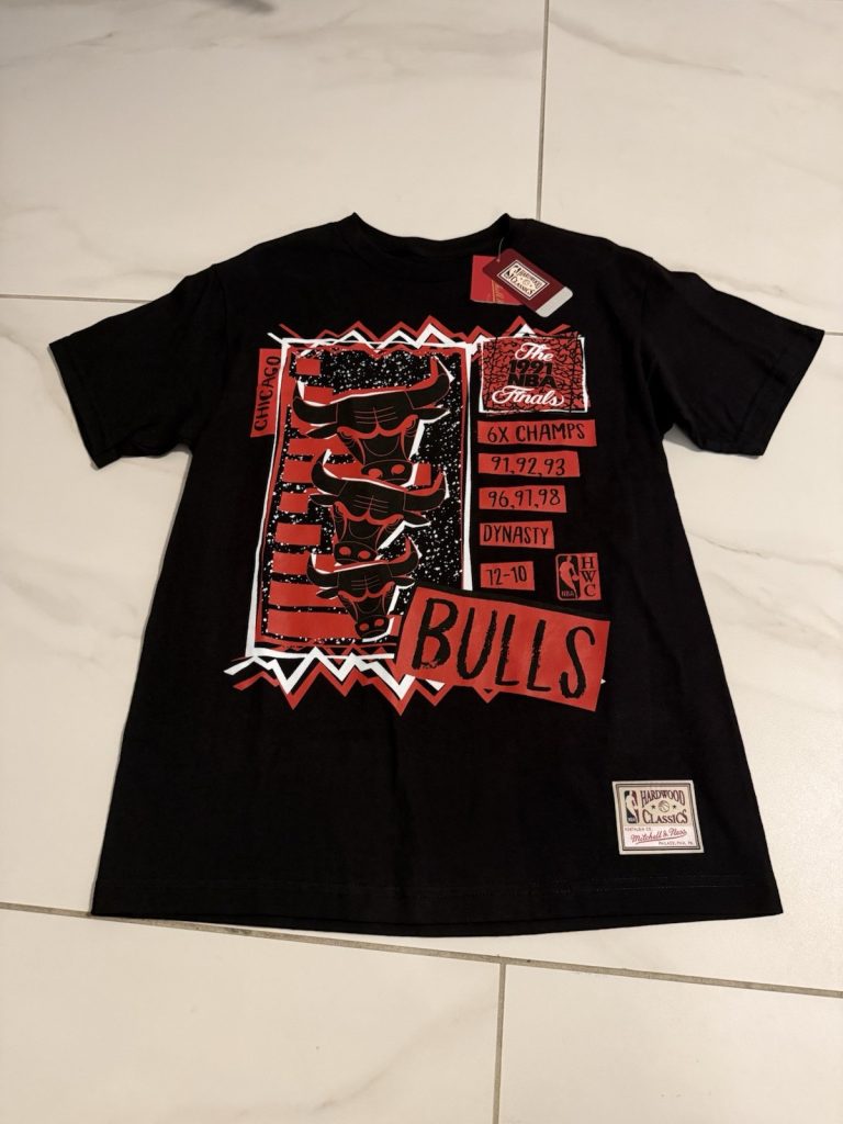 Mitchell & Ness Chicago Bulls 1991 NBA Finals 6X Champs T-Shirt Black NWT M