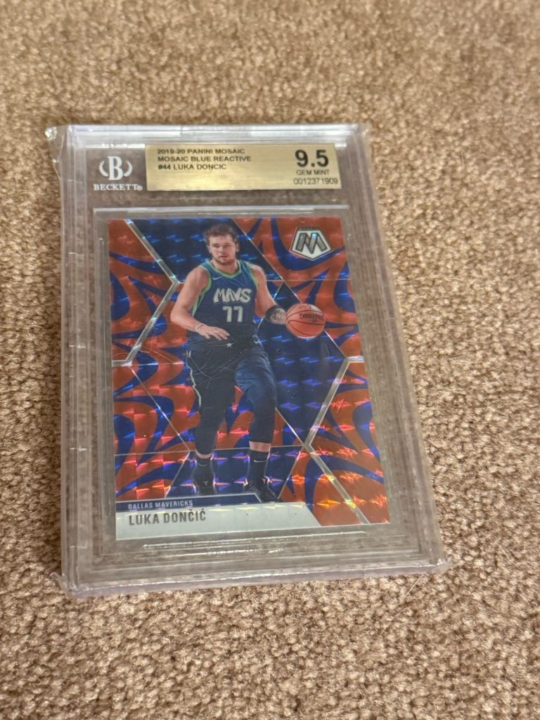 2019-20 Panini Mosaic Luka Doncic #44 Blue Reactive BGS 9.5 Gem Mint Mavs