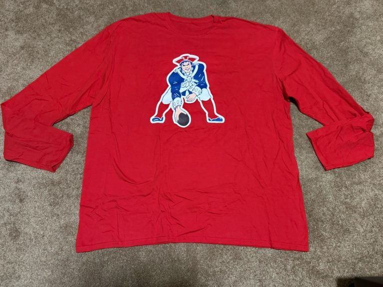 Drake Maye New England Patriots Throwback Pat Patriot Red T-Shirt NFL Size 3XL