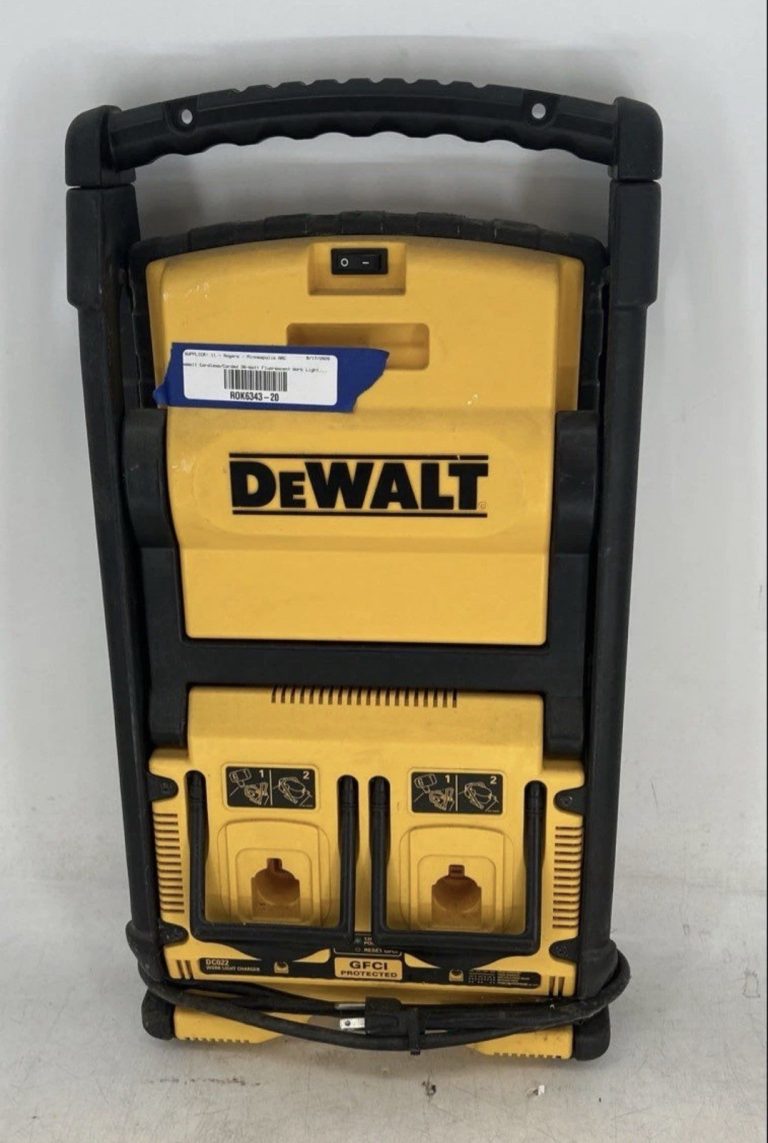 120V GFCI DEWALT DC022 Work 1 Fluorescent Light Charger, NSN 6230-01-573-9270