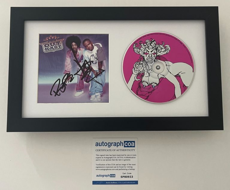 BIG BOI & DRE PRESENT... OUKAST SIGNED AUTOGRAPH FRAMED & MATTED CD w/PROOF COA