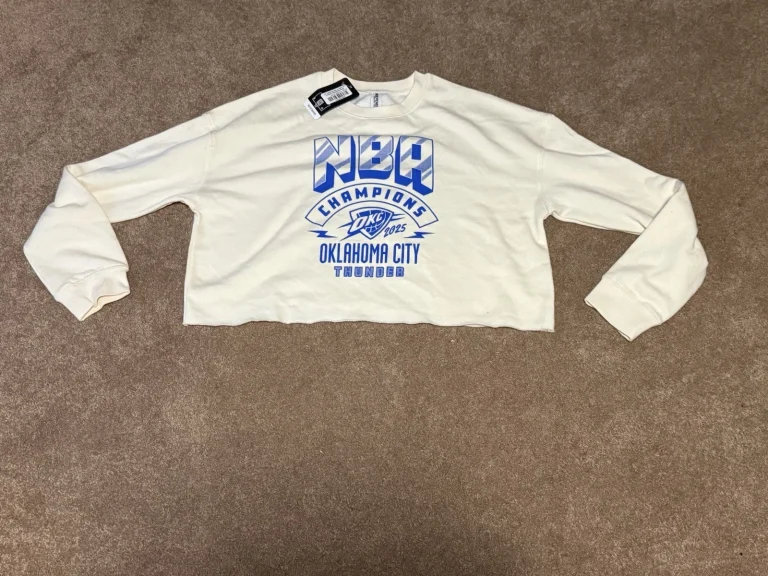 OKC Thunder 2025 NBA Champions Womens Cropped Crewneck Sweatshirt Sz M Bone NWT