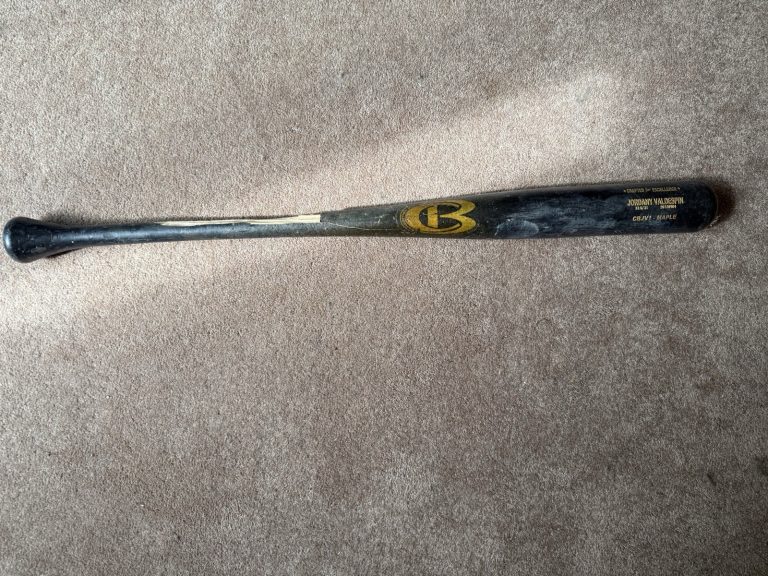Jordany Valdespin Game Used Cracked Bat 2018 Pro Model CBJV1 Maple 33.5 Ex Mets