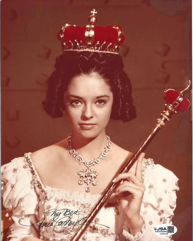 Angela Cartwright hand SIGNED Lost In Space Promo Photo JSA COA Penny Robinson