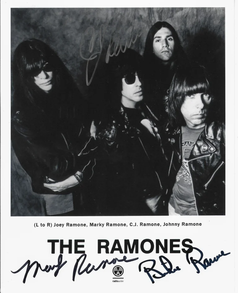 The Ramones REAL hand SIGNED 8x10